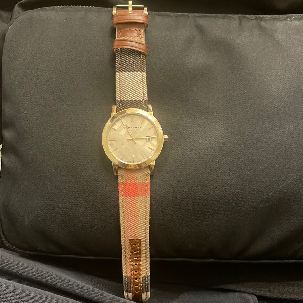 Burberry NEW watch!